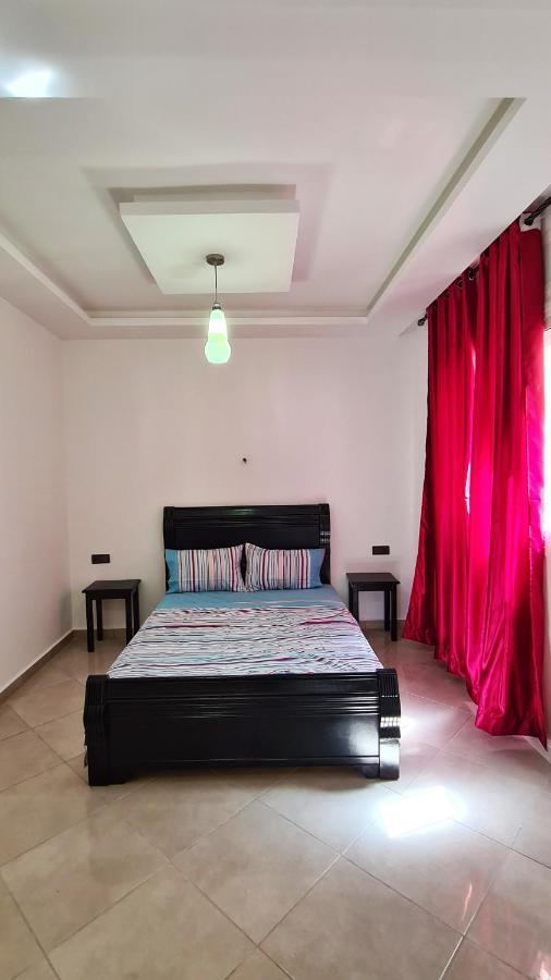 Enjoy Your Vacation Here, 1 Min To The Beach, Only For Families !! Martil Exterior photo