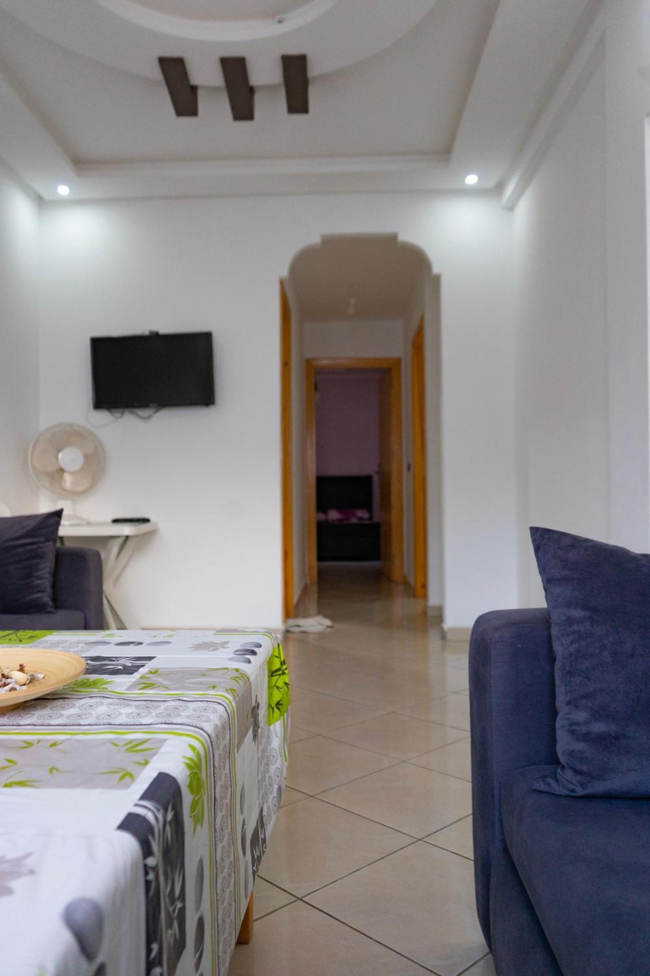 Enjoy Your Vacation Here, 1 Min To The Beach, Only For Families !! Martil Exterior photo