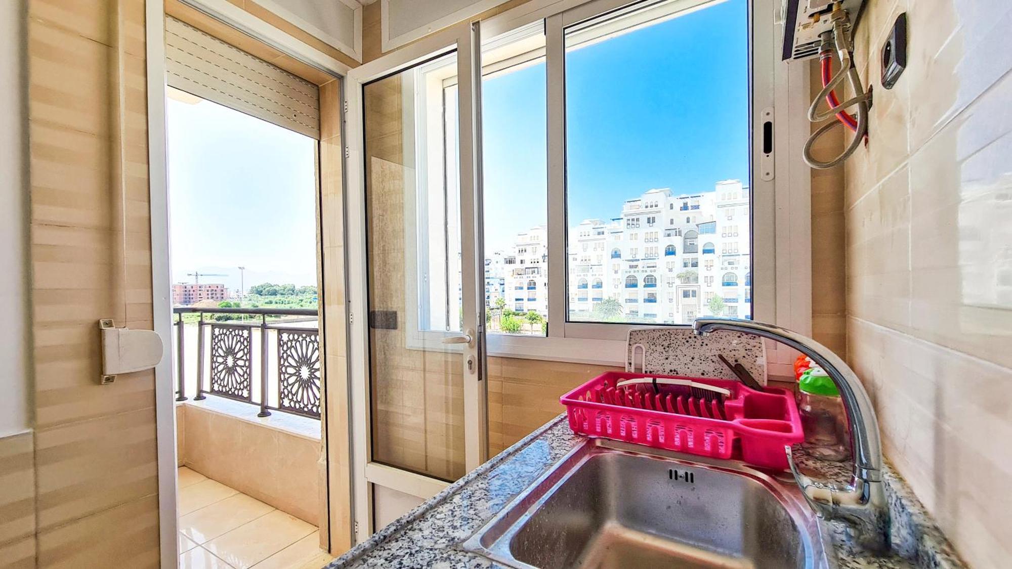 Enjoy Your Vacation Here, 1 Min To The Beach, Only For Families !! Martil Room photo